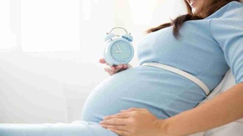 هل تختفي أعراض الحمل في الشهر الثالث