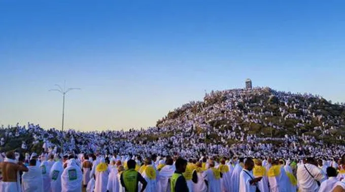 متى يبدأ الزوال يوم عرفة